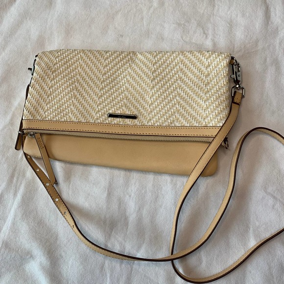 Stella & Dot Handbags - Stella & Dot Cream and Tan Chevron Crossbody Bag Purse